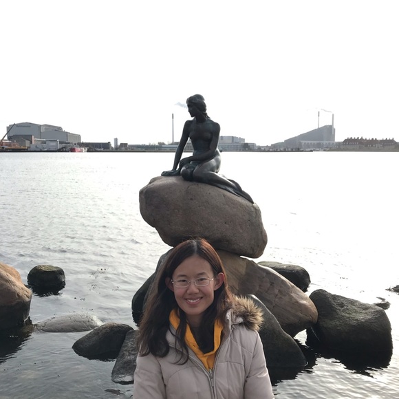 Meet your Posh ambassador, Lioness Den Resale - Picture 4 of 7